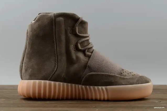 Brown 750 Yeezy adidas Light Boost BY2456 0619